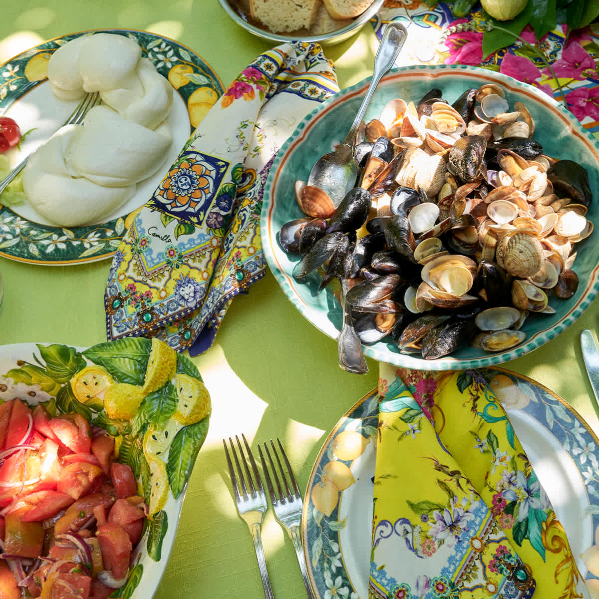 Camilla tablescape
