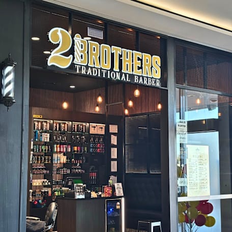 Storefront image of 2 Brothers Traditional Barber