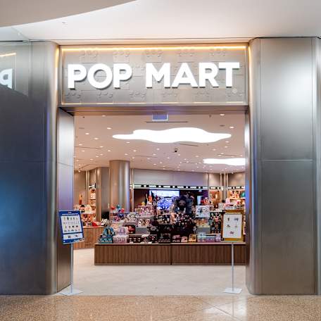POPMART STORE FRONT 