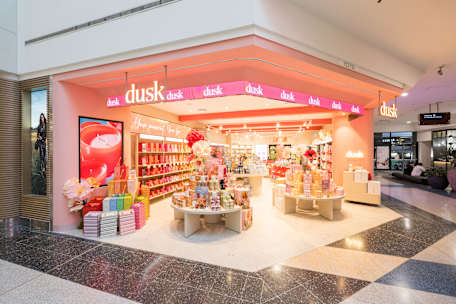 Dusk Storefront - Westfield Eastgardens 