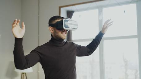 VR Pop Up Headset