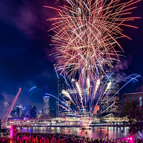 Image of fireworks at Brisbane Festival's Australian Retirement Trust Riverfire.