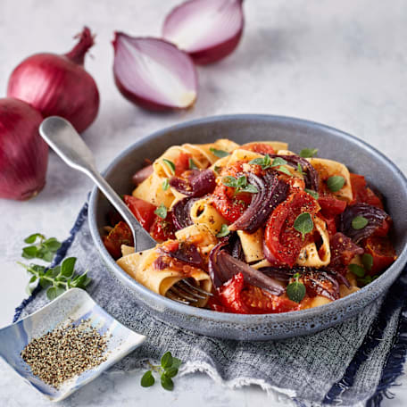 Recipe: Oven-roasted red onion and truss tomato pasta