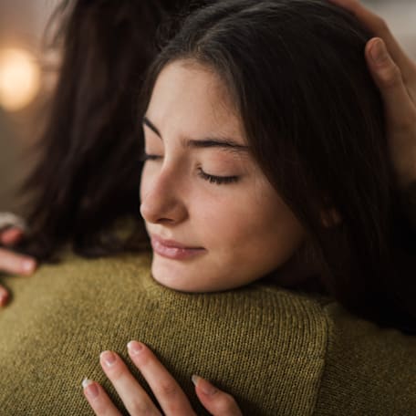 Lifeline Loneliness Awareness Week Moments Matter Imagery 1 woman hugging