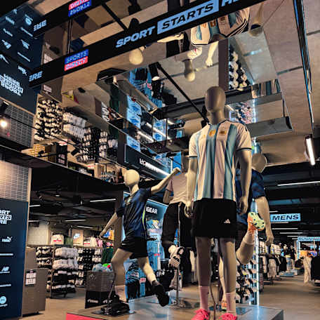 Sports Direct: Sports Direct Grand Opening Event