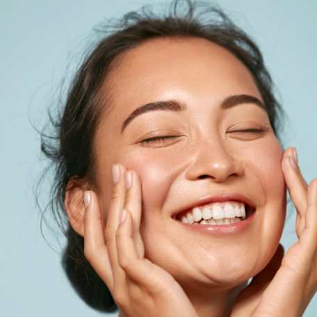 T Brows Threading & Tinting: Offering Facials now...